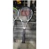 Image 3 : 2 TENNIS RACQUETS AND 2 BIKE RACKS