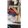 Image 1 : 4 TRAVEL BAGS AND ASORTED WOOD METER STICKS