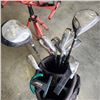 Image 3 : GOLF BAG WITH CLUBS