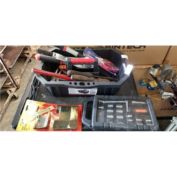SOCKET SET AND TRAY OF ASSORTED TOOLS