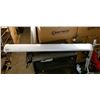 Image 3 : MOBILE ROLLING CART WITH POWER BAR AND 4FT LIGHT