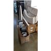 Image 1 : ROUND PATIO TABLE , STORE RETURN, MISSING HARDWARE