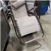 Image 3 : 3 ZERO GRAVITY PATIO LOUNGE CHAIRS