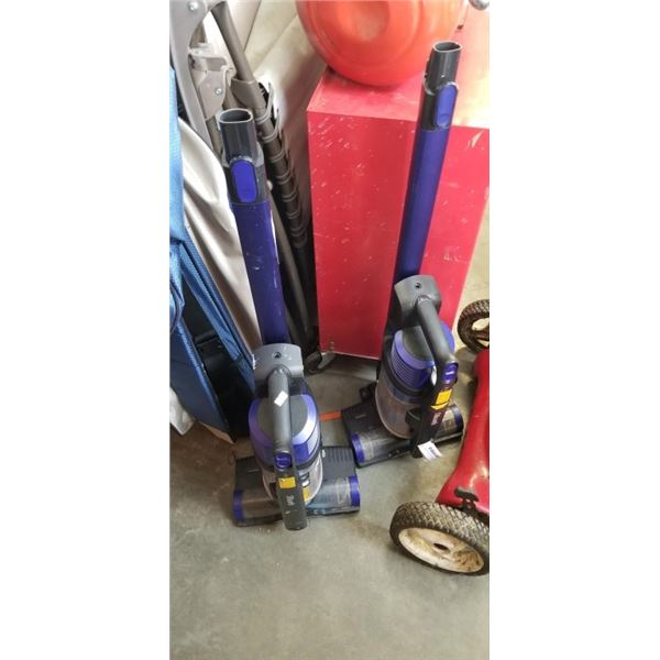 2 SHARK CORDLESS VACUUMS UNKOWN WORKING CONDITION