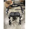 Image 2 : EVOLUTION FOLDING WALKER
