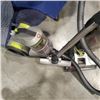 Image 2 : 2 HOOVER VACUUMS