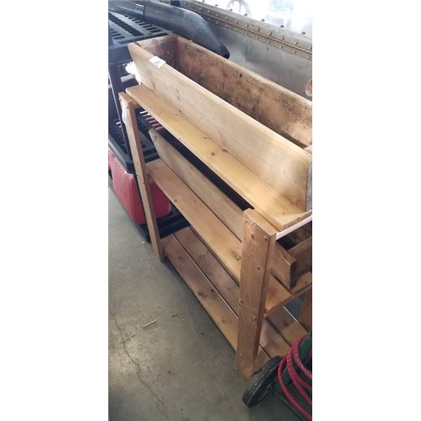 PINE SHELF AND 2 PLANTERS