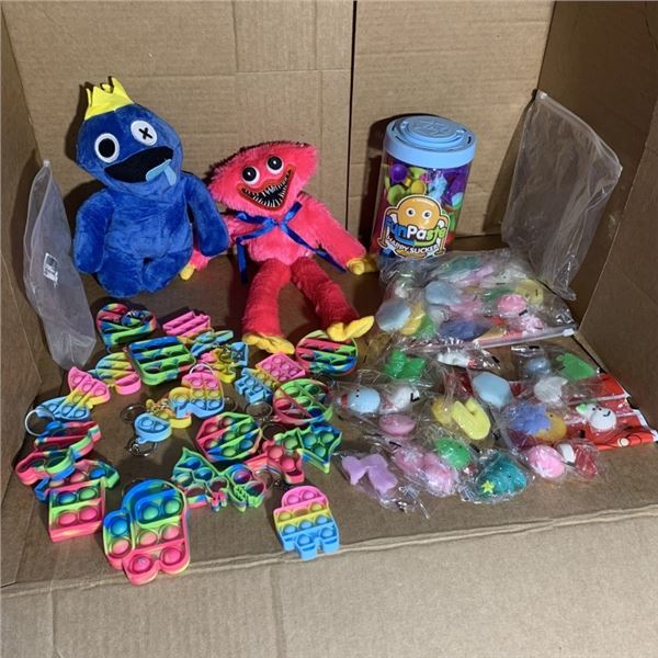 NEW 40PC SUCTION TOYS, NEW POPPY PLAYTIME KISSY MISSY, NEW ROBLOX PLUSHSQUISHY FIGURES AND FIDGIT PO