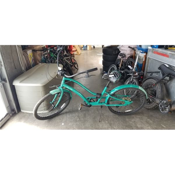 GREEN PURE VIDA CRUISER BIKE