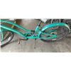 Image 3 : GREEN PURE VIDA CRUISER BIKE