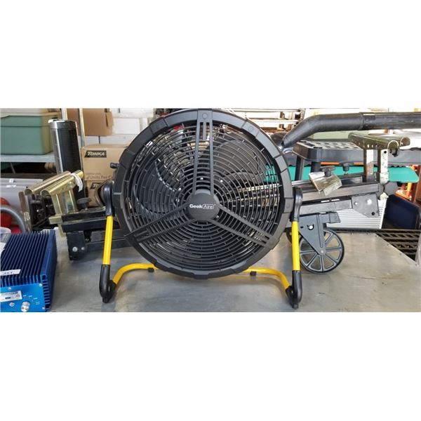 GEEKAIRE FLOOR FAN, WORKS, NO CORD