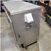 Image 9 : ROLLING ALUMINUIM WORKBENCH, STORAGE CHEST WITH TRAYS AND ORGANIZERS, FLIP TOP LID, 55 WIDE, 24 DEEP