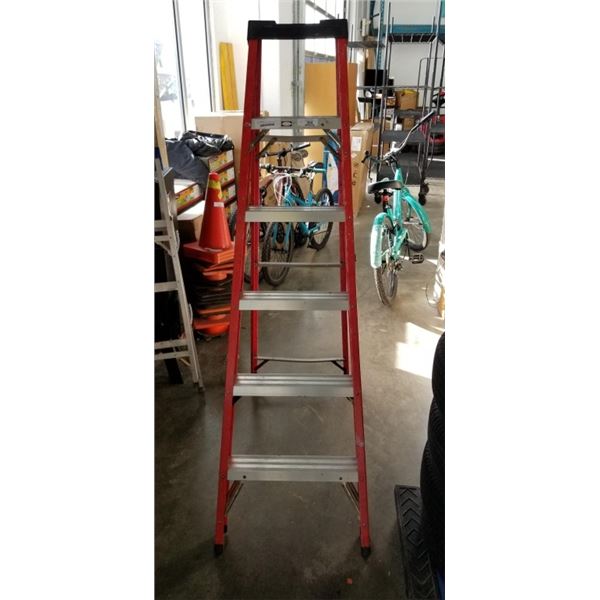 LITE 6FT FIBREGLASS A FRAME LADDER