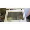 Image 2 : AMANA CHEST FREEZER