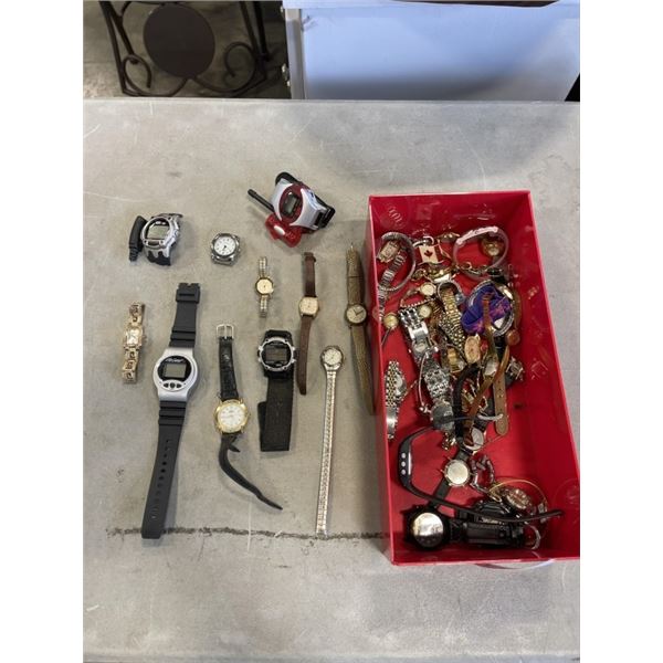 TRAY OF VARIOUS WATCHES