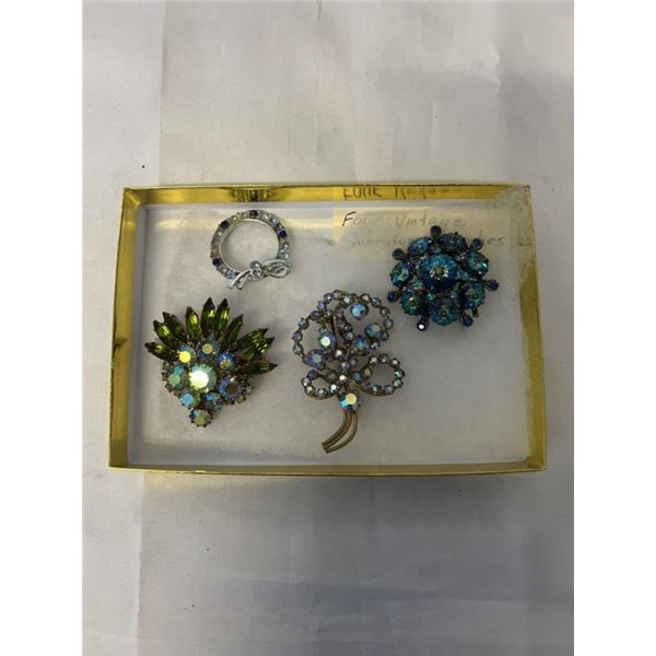 FOUR VINTAGE RHINESTONE BROOCHES