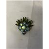 Image 2 : FOUR VINTAGE RHINESTONE BROOCHES