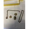 Image 1 : VINTAGE HAIR PENDANT AND VINTAGE PINS AND PENDANT