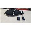 Image 1 : IPOD 30GB AND IPHONE WITH DOCKING STATION SPEAKER AND NIXON SPEAKER