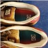 Image 4 : DC SHOES SIZE 9.5 AND OBUSFORME WEIGHTED BLANKET