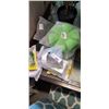 Image 3 : 2 SUNGLASSES WITH VISORS, 3 PACKS MOSQUITO REPELLER PATCHES 180 PC PER PACK, 2 LIGHTUP COLLAPSING DO
