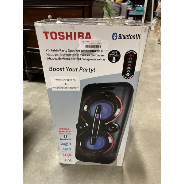 TOSHIBA  PORTABLE PARTY SPEAKER, WORKING