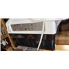 Image 2 : UBERHAUS 12,000 BTU AIR CONDITIONER