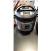 Image 2 : HAMILTON BEACH FOOD PROCESSOR AND INSTANT POT COOKER