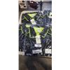 Image 3 : 5 NEW LADIES SIZE 8 WHITE GOLF SHIRTS AND 5 NEW BLACK AND RED GOLF SHIRTS SIZE 8