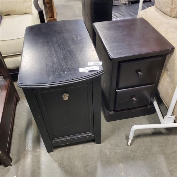 2 NIGHTSTANDS