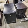 Image 1 : 2 NIGHTSTANDS