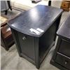 Image 3 : 2 NIGHTSTANDS