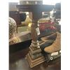 Image 1 : MARBLE TOP PLANTSTAND WITH CARVED BASE