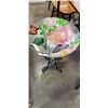 Image 1 : GLASS BIRDBATH WITH METAL BASE