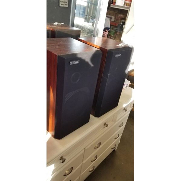 PAIR OF TEAC SX-300 SPEAKERS