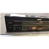 Image 2 : TEAC  COMPATIBLE LASER DISC PLAYER LV - 5000 W WORKING