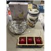 Image 3 : PORCELAIN CANNISTERS AND FAUX FRUIT
