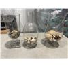 Image 1 : 3 GLASS DECOR ITEMS