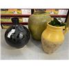 Image 1 : 3 LARGE VASES