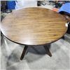Image 3 : ROUND MODERN DINING TABLE