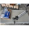 Image 1 : TRIPOD, TIRE CHAINS AND SODA STREAM