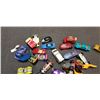 Image 2 : 25 CARS HOT WHEELS MATCHBOX, HOT WHEELS WATCH AND MORE