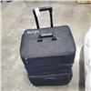 Image 2 : NYX ROLLING TRAVEL BEAUTY CASE