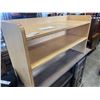 Image 3 : 2 TIER WOOD SHELF