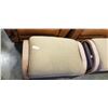 Image 2 : 2 SUNBRELLA FOOTSTOOLS