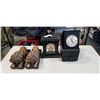 Image 1 : TWO DECORATIVE CLOCKS AND 2 DECORATIVE LIONS