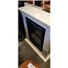 Image 1 : ELECTRALOG FIREPLACE WITH MANTLE
