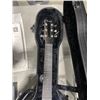 Image 4 : ENYA X4 PRO ELECTRIC ACOUSTIC GUITAR WITH HARD CASE AND ACCESSORIES