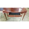 Image 4 : BOMBAY CO. VANITY WITH MIRROR