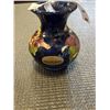 Image 4 : 3-3/4" MOORCRAFT BUD VASE